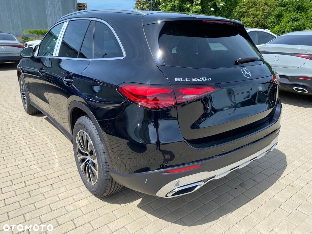 Mercedes-Benz GLC - 2