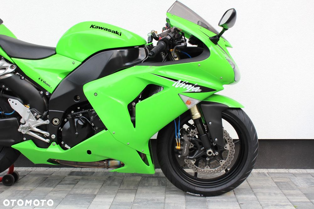 Kawasaki ZXR - 11