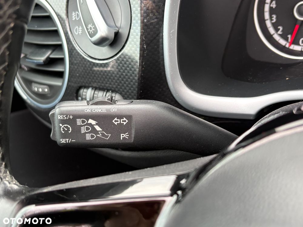 Volkswagen Beetle 1.4 TSI Blue Motion Technologie Design - 25