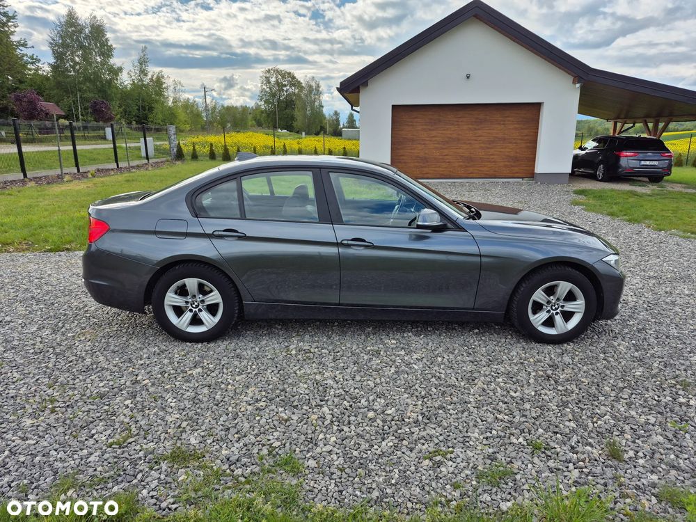 BMW Seria 3 316d Advantage - 3