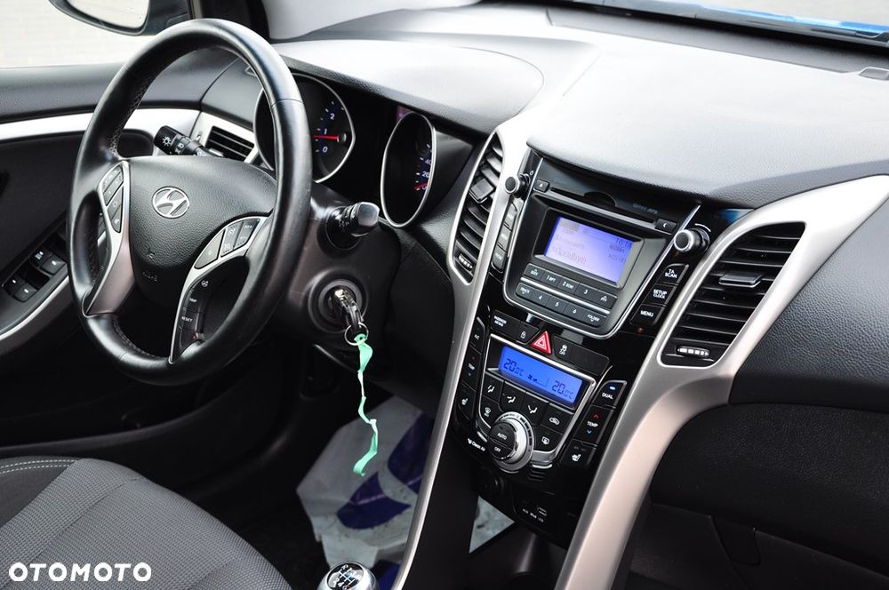 Hyundai i30 i30cw 1.4 Edition Plus - 27