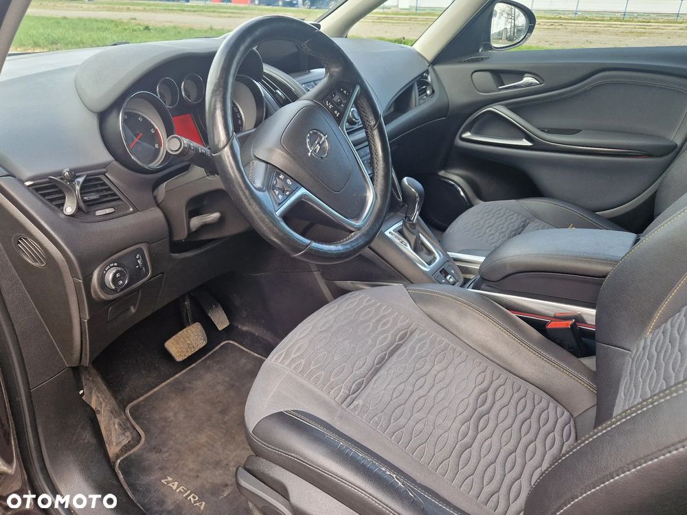 Opel Zafira 2.0 CDTI Cosmo - 9
