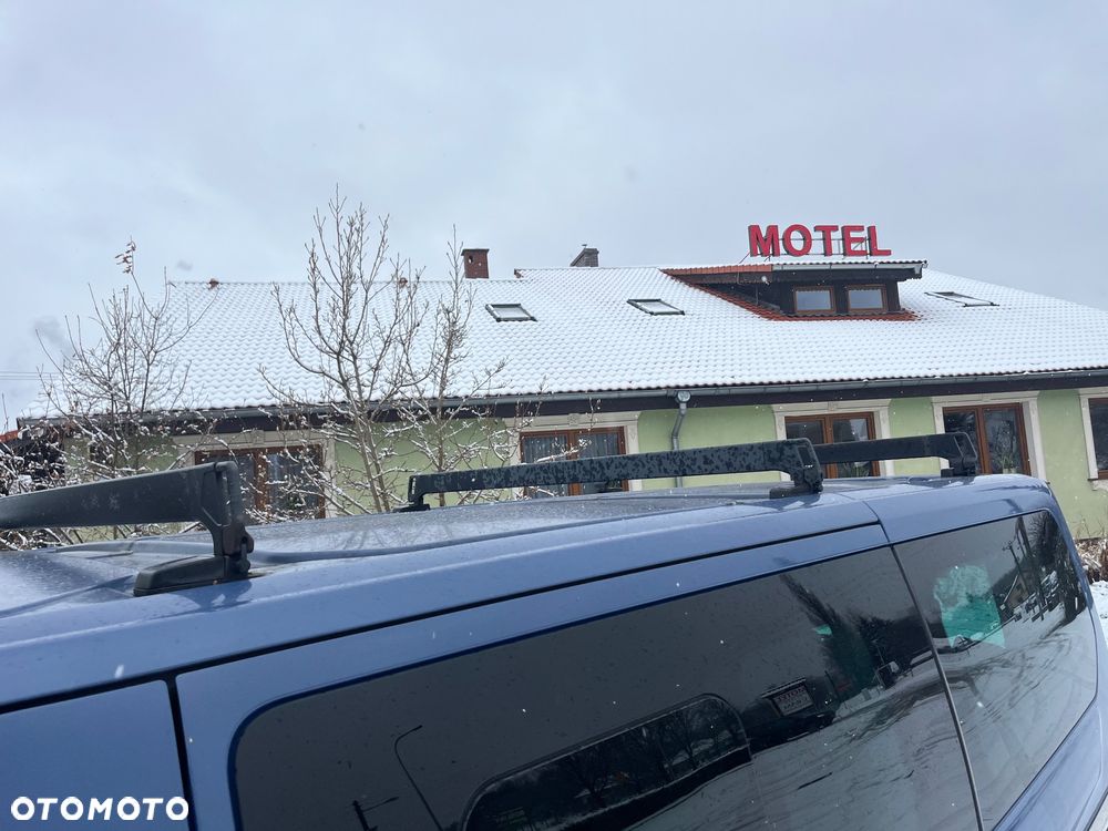 Ford Tourneo Custom - 4