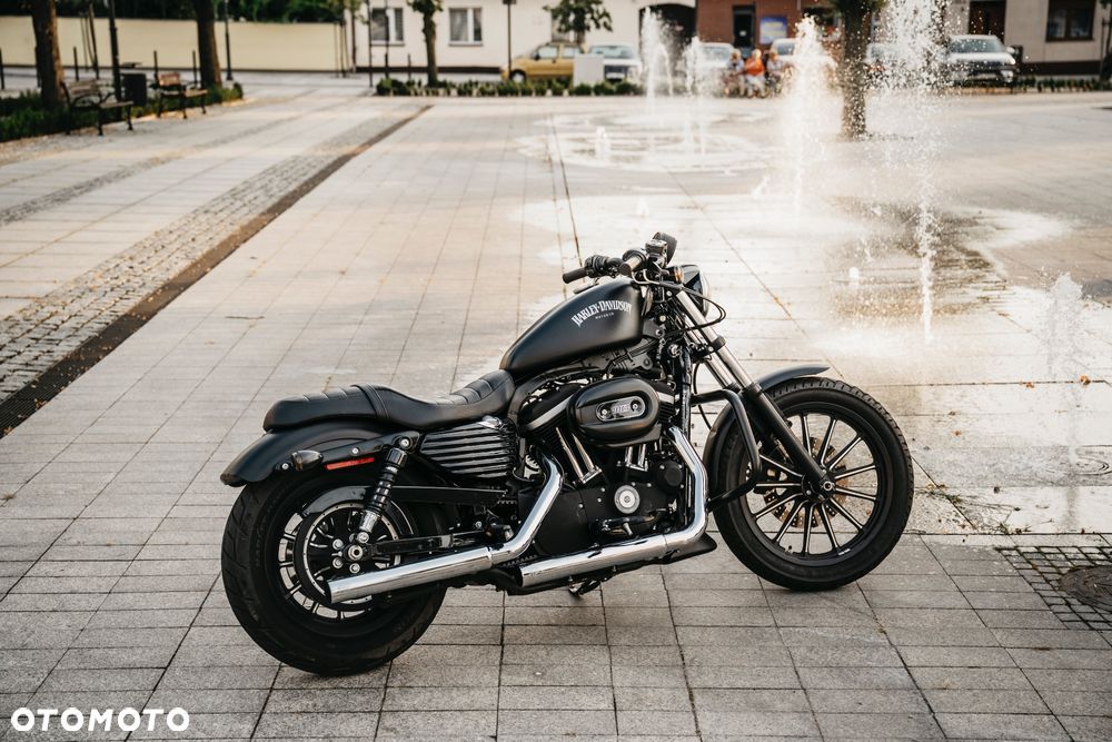 Harley-Davidson Sportster Iron 883 - 13