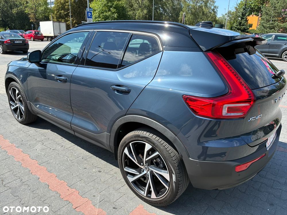 Volvo XC 40 T5 AWD R-Design - 11