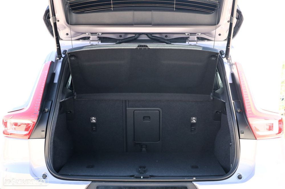 Volvo EX40 82 kWh Single Motor Extended Range Plus - 6