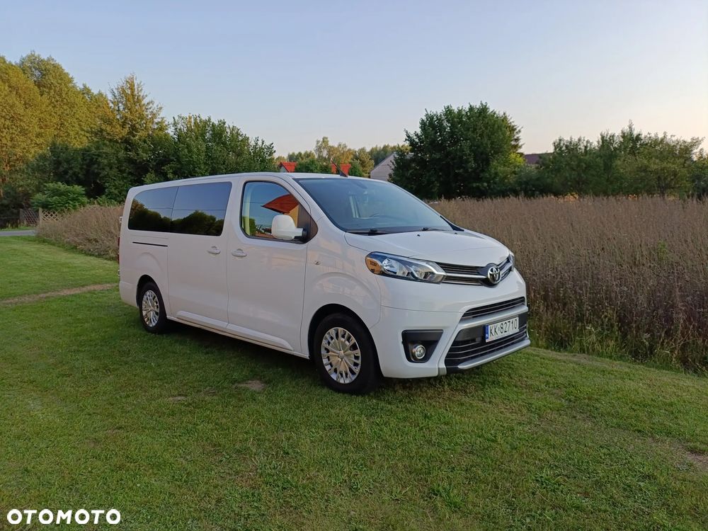 Toyota ProAce Kombi 2.0 D-4D Long 2,8t - 4