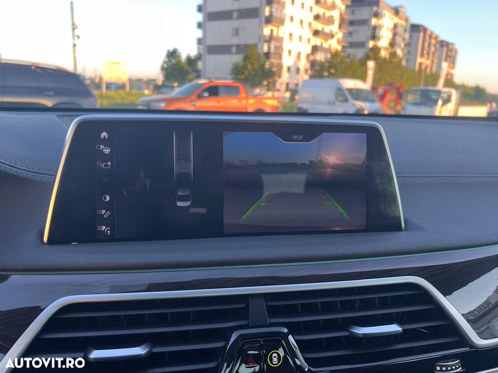 BMW Seria 7 730d xDrive - 21