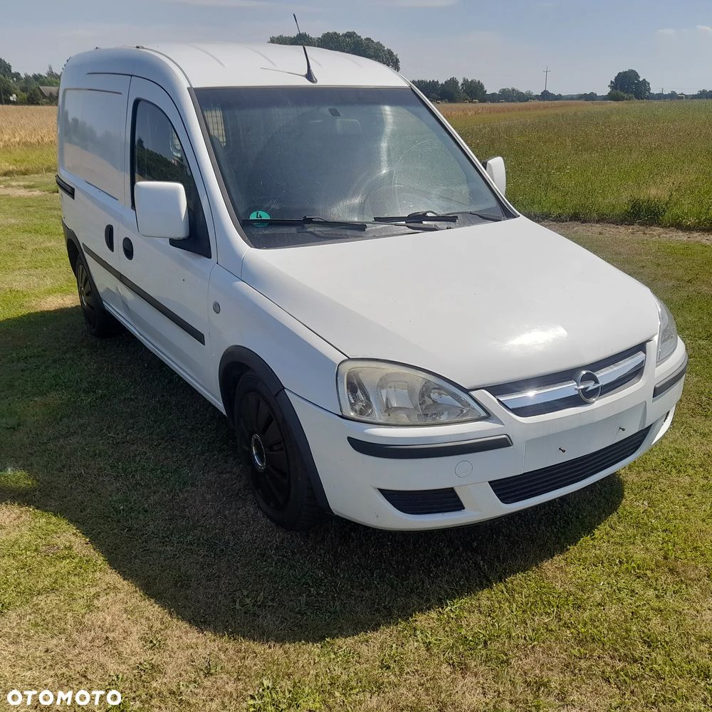Opel Combo Tour - 2