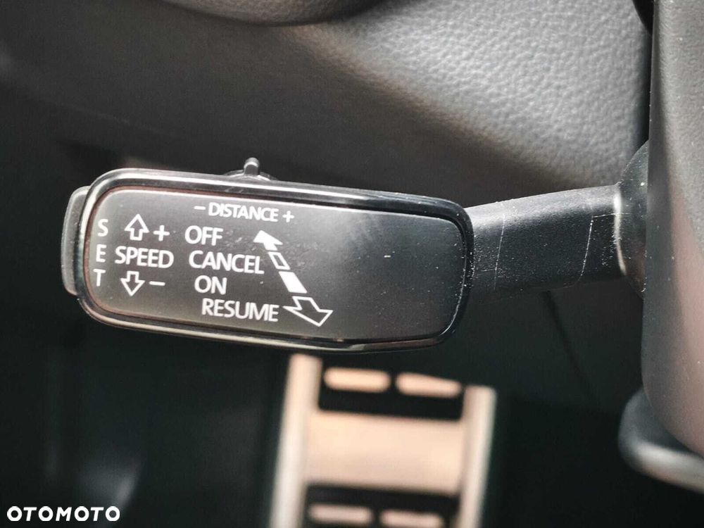 Skoda Octavia 2.0 TDI Sportline DSG - 23