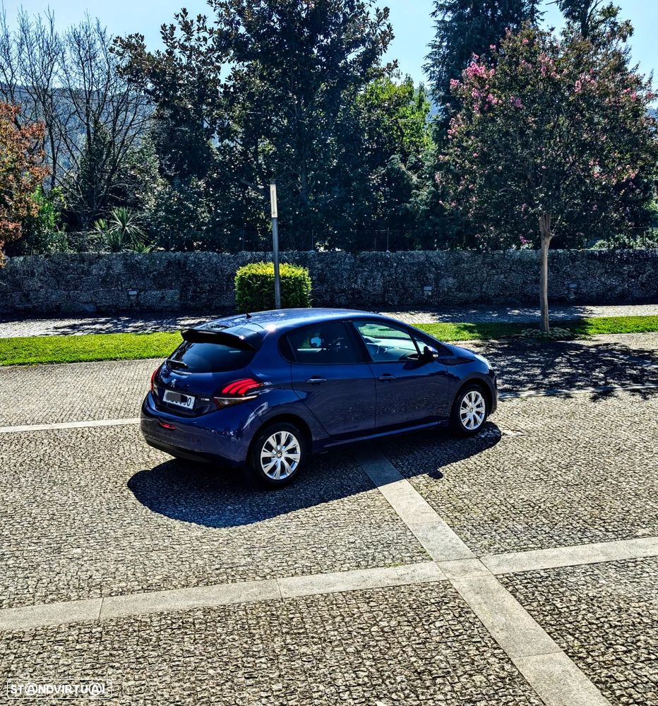 Peugeot 208 1.2 PureTech Style EAT6 - 14