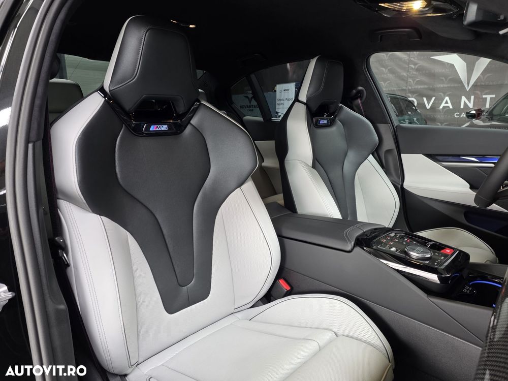 BMW M5 xDrive AT PHEV - 11