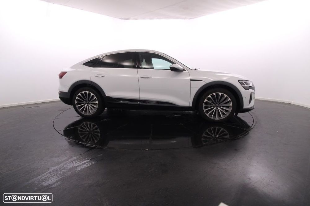 Audi Q8 e-Tron Sportback 55 quattro Advanced - 10