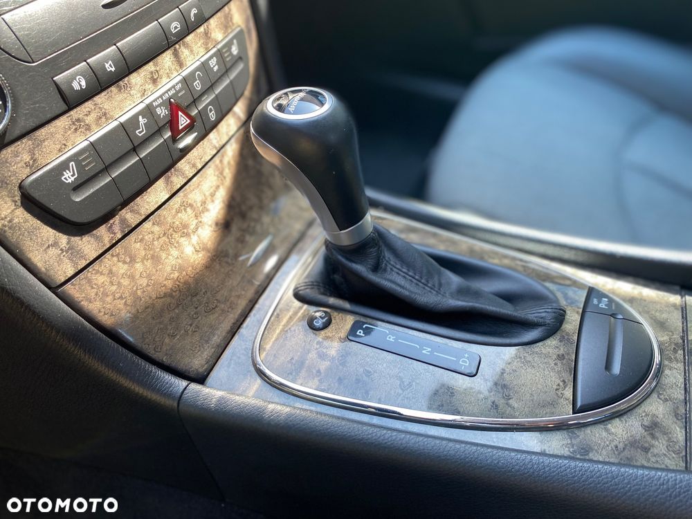 Mercedes-Benz Klasa E - 15