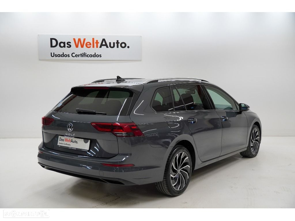 VW Golf Variant 2.0 TDi Life DSG - 3