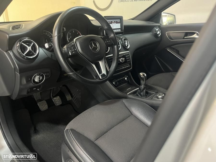 Mercedes-Benz A 200 CDi BE Urban - 11