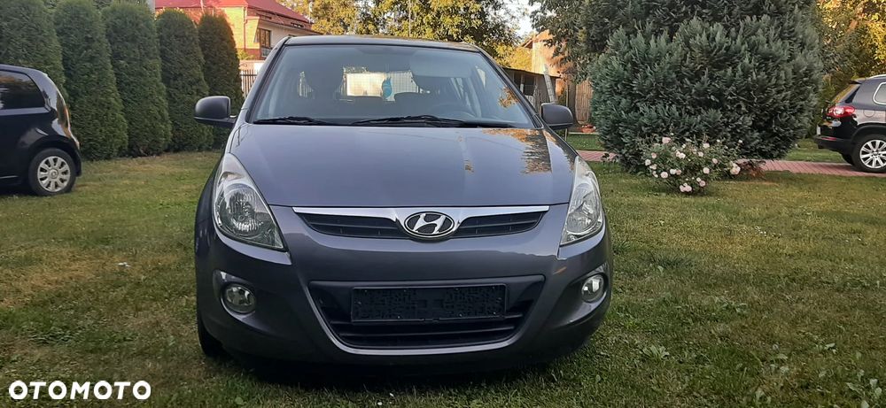 Hyundai i20 - 18