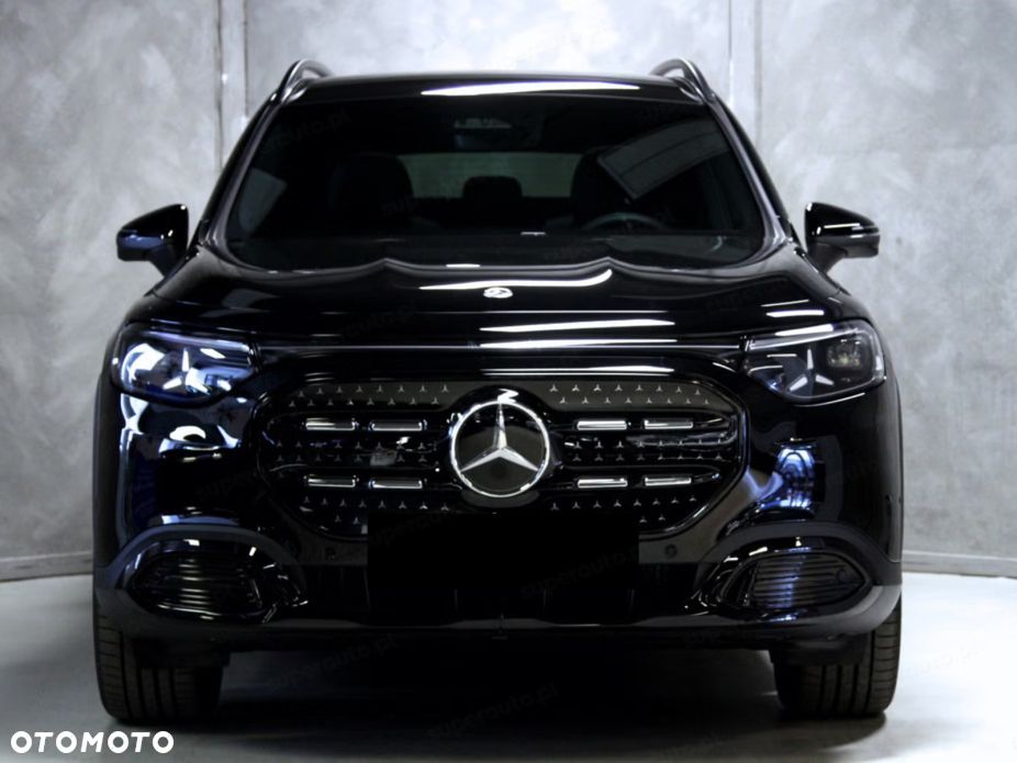 Mercedes-Benz GLB - 3