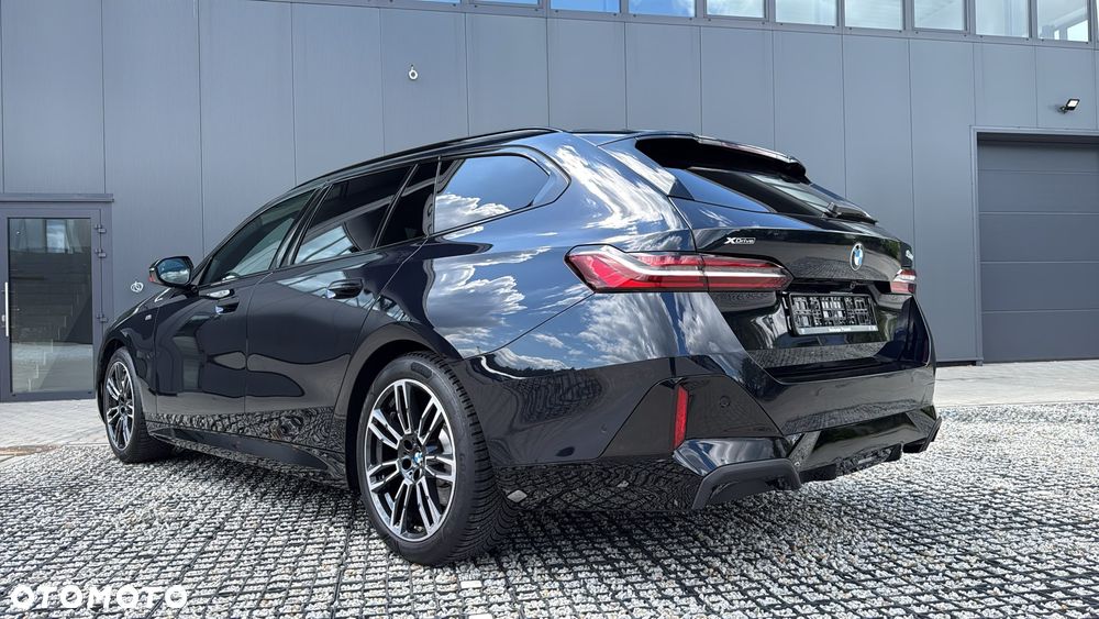 BMW Seria 5 520d xDrive - 23