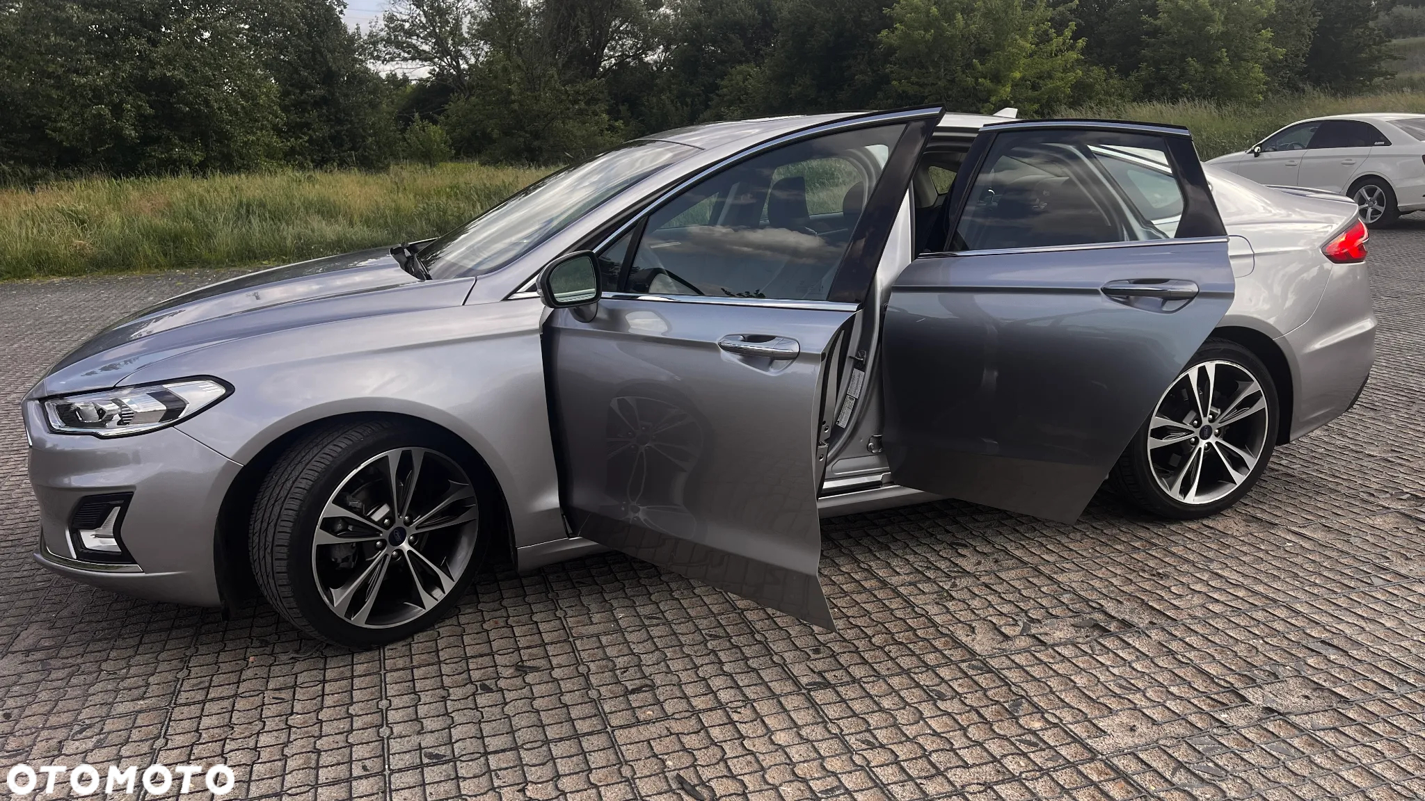 Ford Fusion 2.0 EcoBoost Titanium - 3
