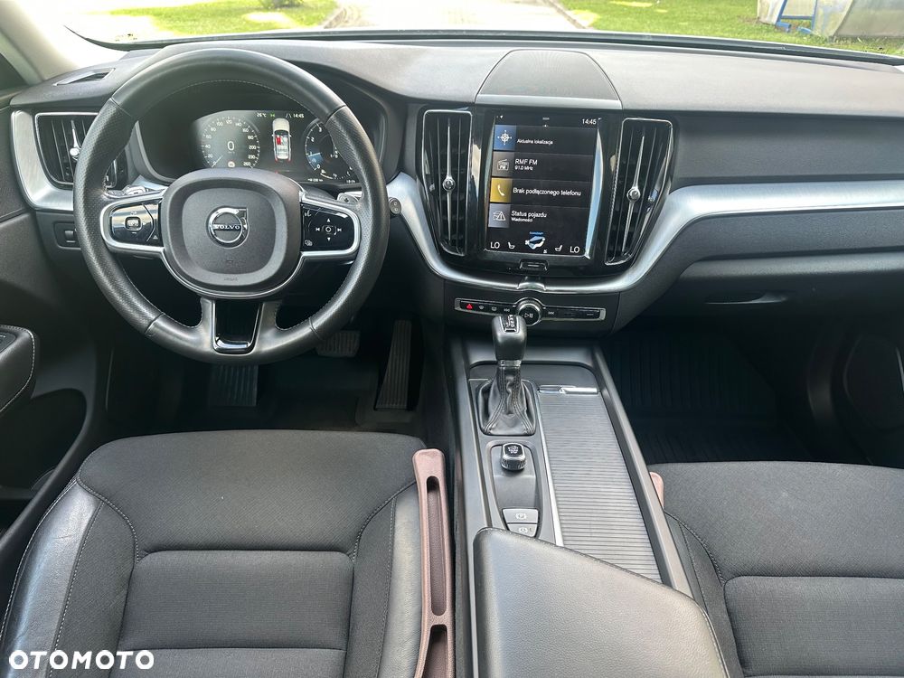 Volvo XC 60 T5 AWD Momentum - 12