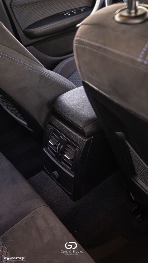 BMW 116 d Pack M - 41