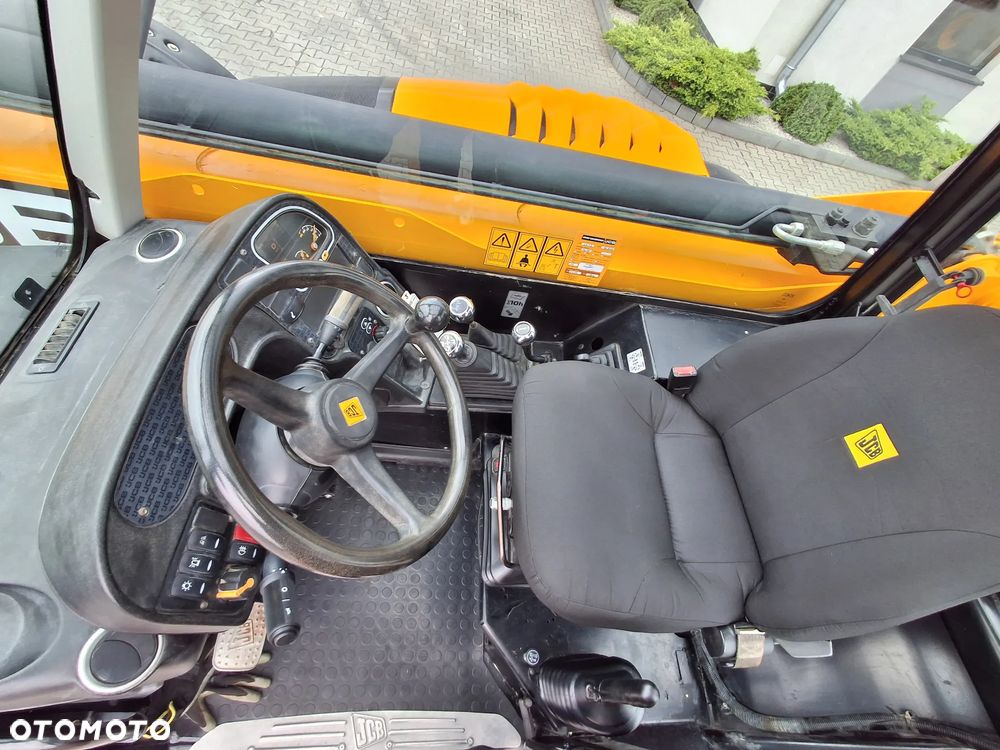 JCB 535 - 125 Hi Viz - 10