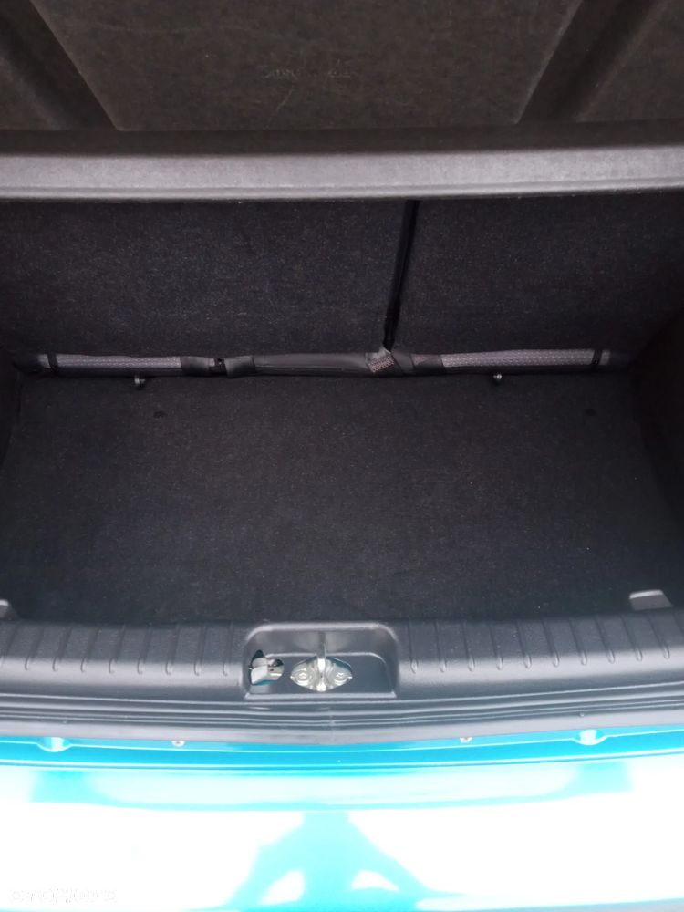 Chevrolet Aveo 1.2 - 8
