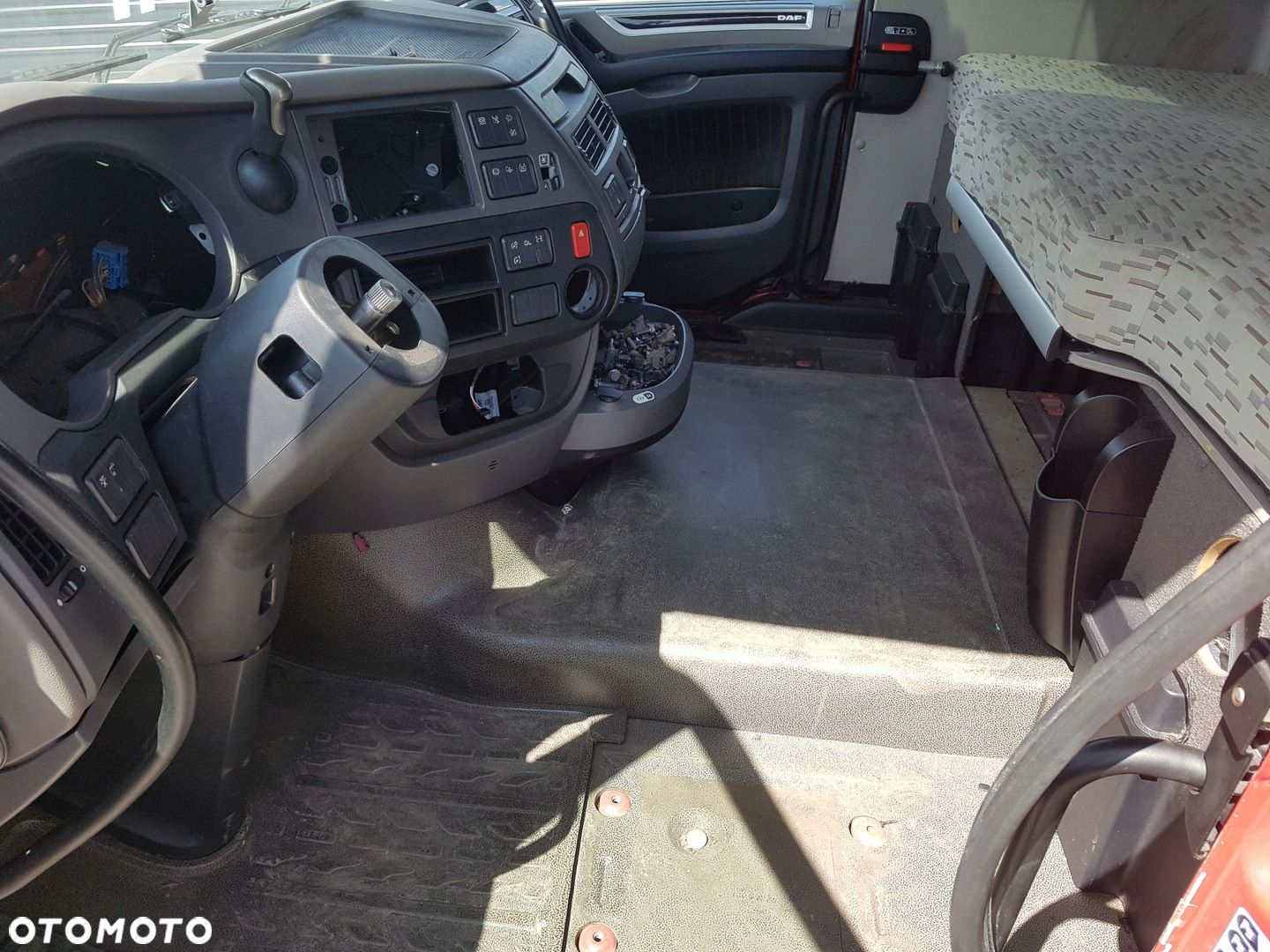 KABINA KOMPLETNA DAF XF 106 EURO 6 LIFT SUPER SPACE CAB - 12