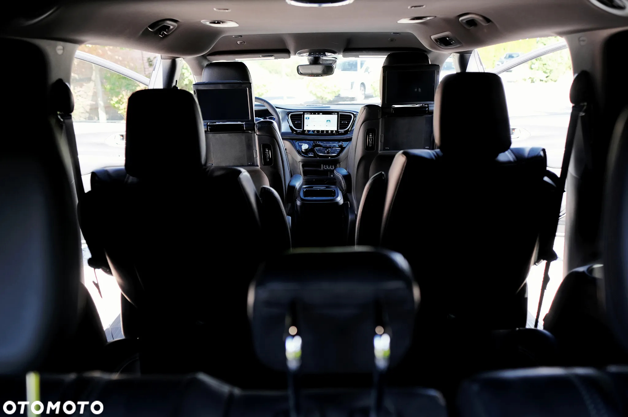Chrysler Pacifica - 18