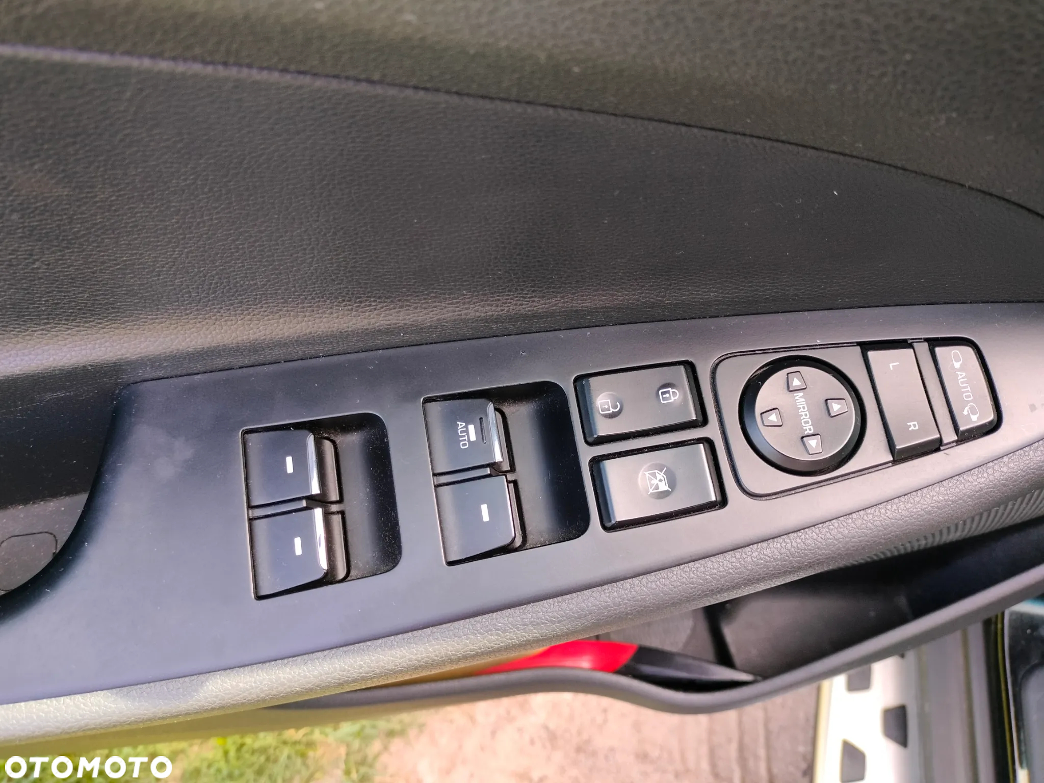 Hyundai Tucson 1.7 CRDI BlueDrive GO Plus 2WD DCT - 33
