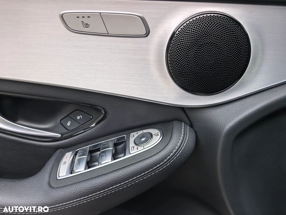 Mercedes-Benz GLC 300 de 4Matic 9G-TRONIC AMG Line - 19