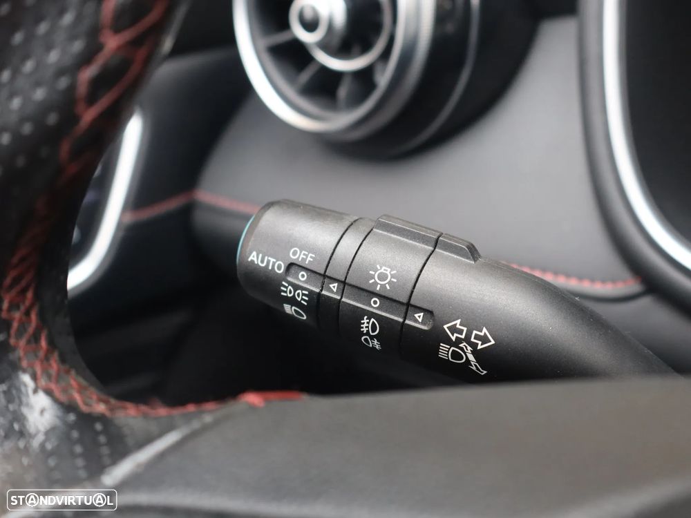 MG EHS 1.5T-GDI Luxury - 15