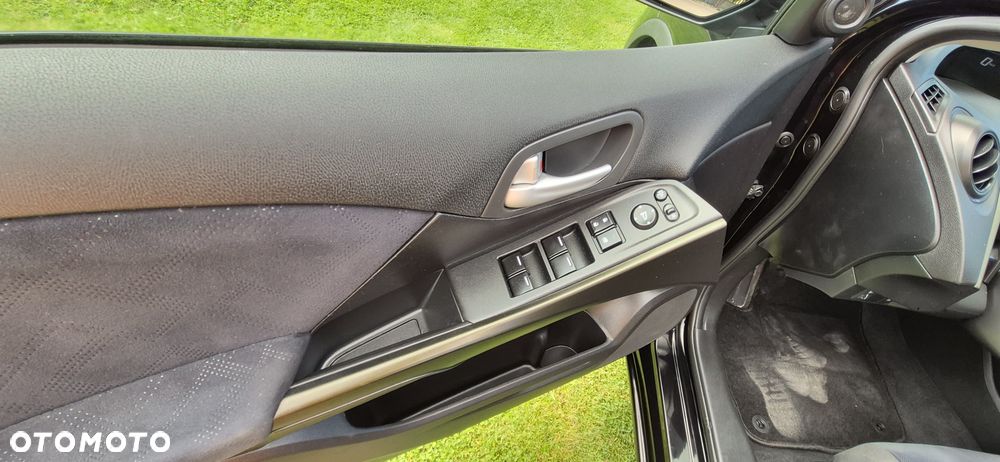 Honda Civic 1.8 i-VTEC Sport Black Edition - 18