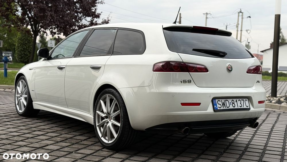 Alfa Romeo 159 1.9 JTDM 16V DPF ti - 14