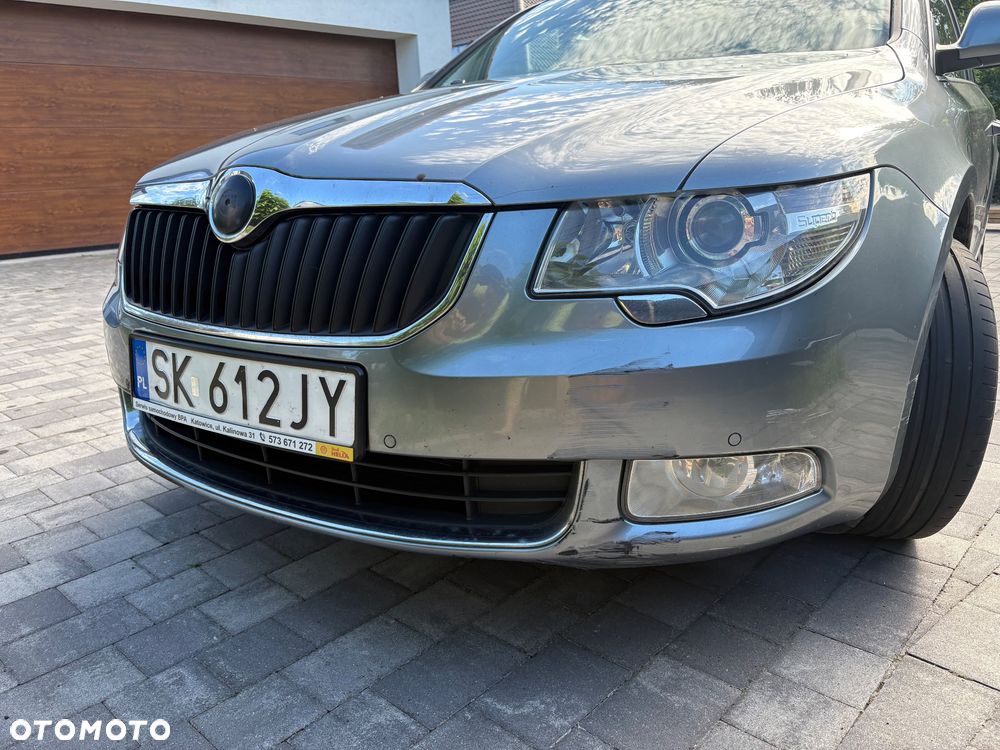 Skoda Superb 2.0 TDI Elegance DSG - 12