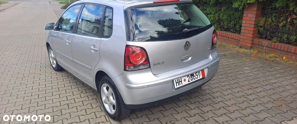 Volkswagen Polo - 14