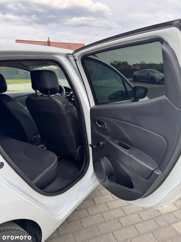 Renault Clio - 14