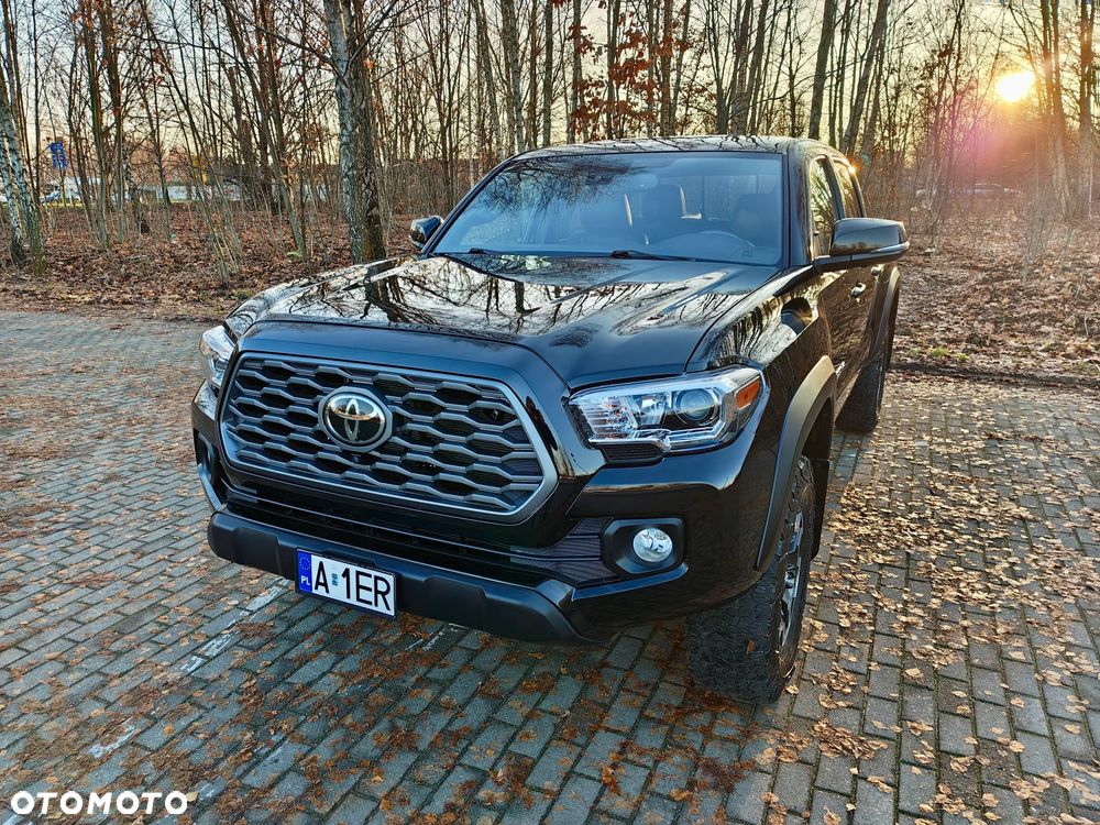 Toyota Tacoma - 2