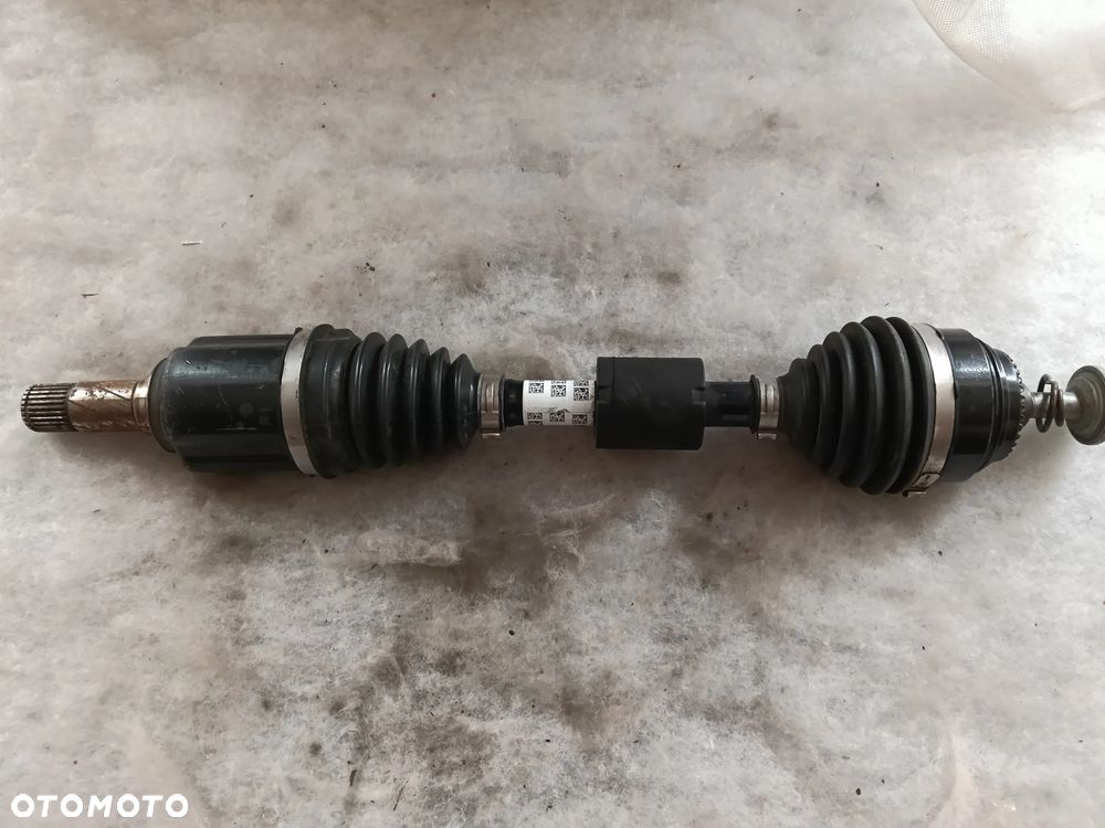 BMM U11 X1 U10 X2 5A52FD3 PÓŁOŚ LEWA - 1