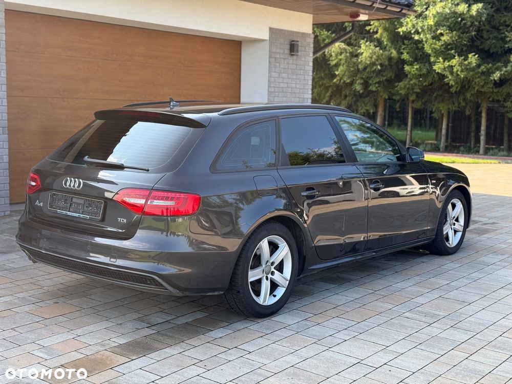 Audi A4 Avant 2.0 TDI DPF multitronic S line Sportpaket - 4