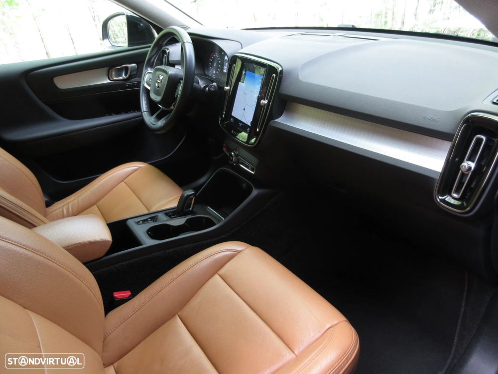 Volvo XC 40 2.0 D3 Momentum Plus Geartronic - 39