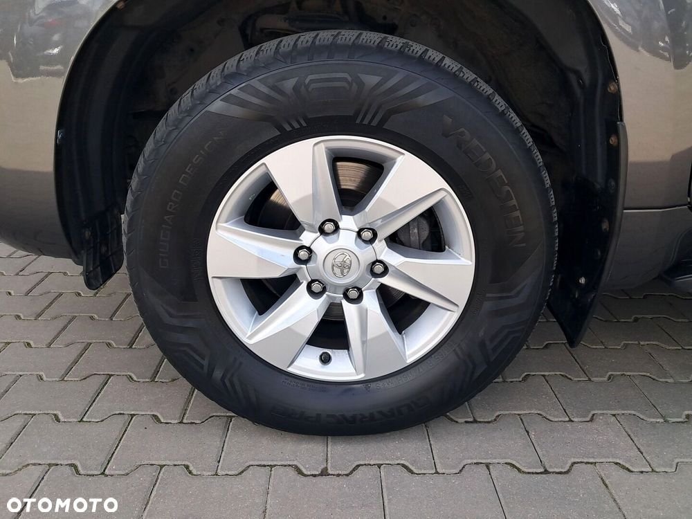 Toyota Land Cruiser LC 2.8 D-4D Prado - 23
