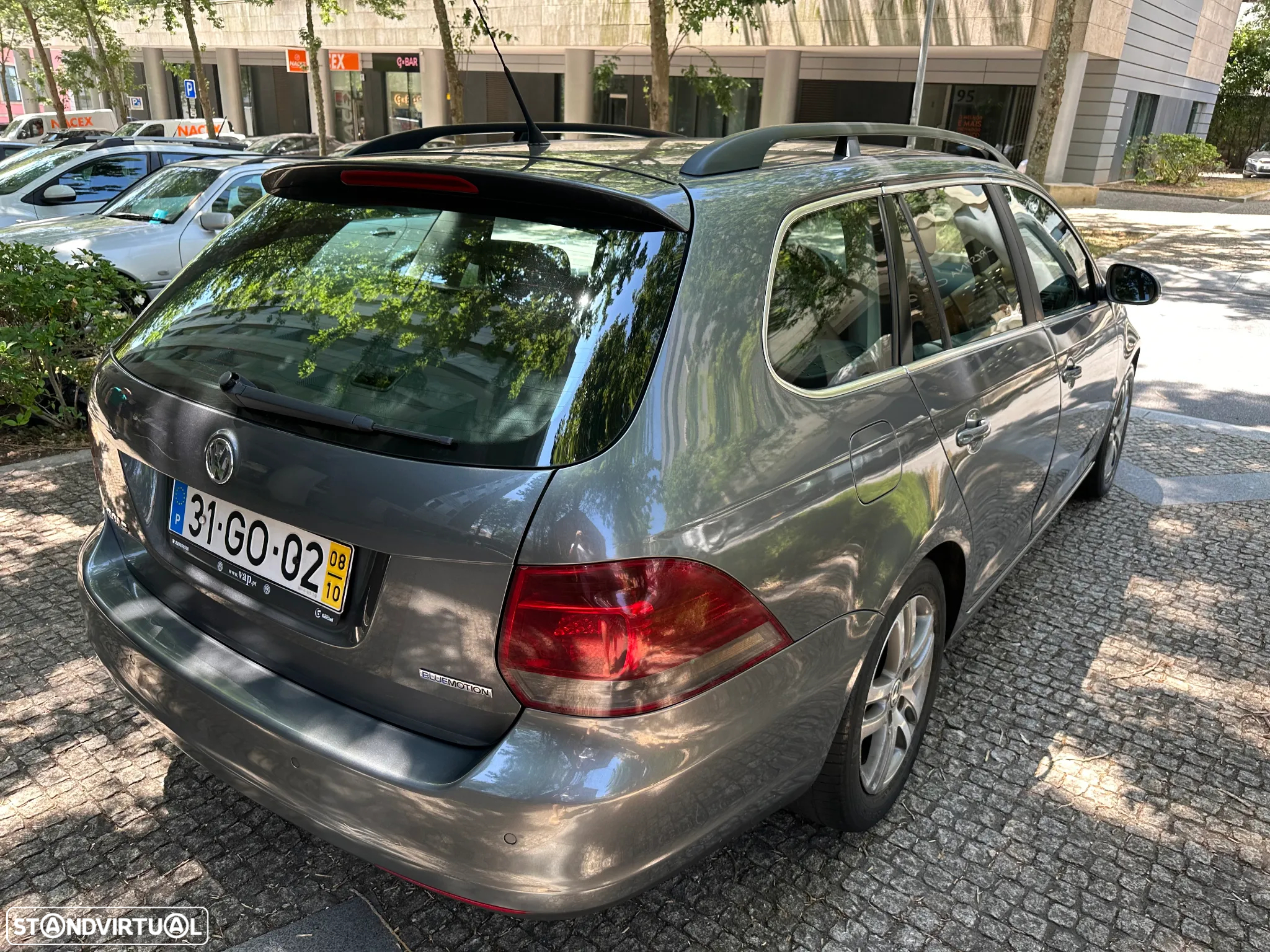VW Golf Variant 2.0 TDi Confortline - 6