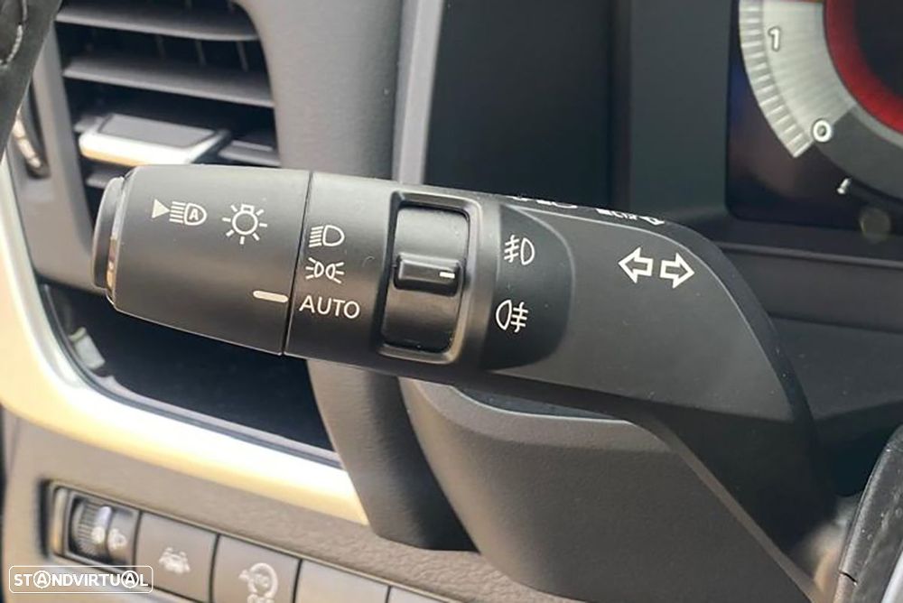 Nissan Qashqai 1.3 DIG-T N-Connecta - 12