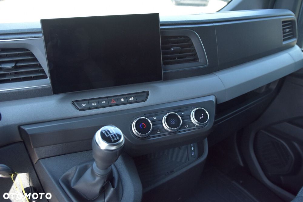 Renault Master Furgon L3H2 2.0 170KM - 15