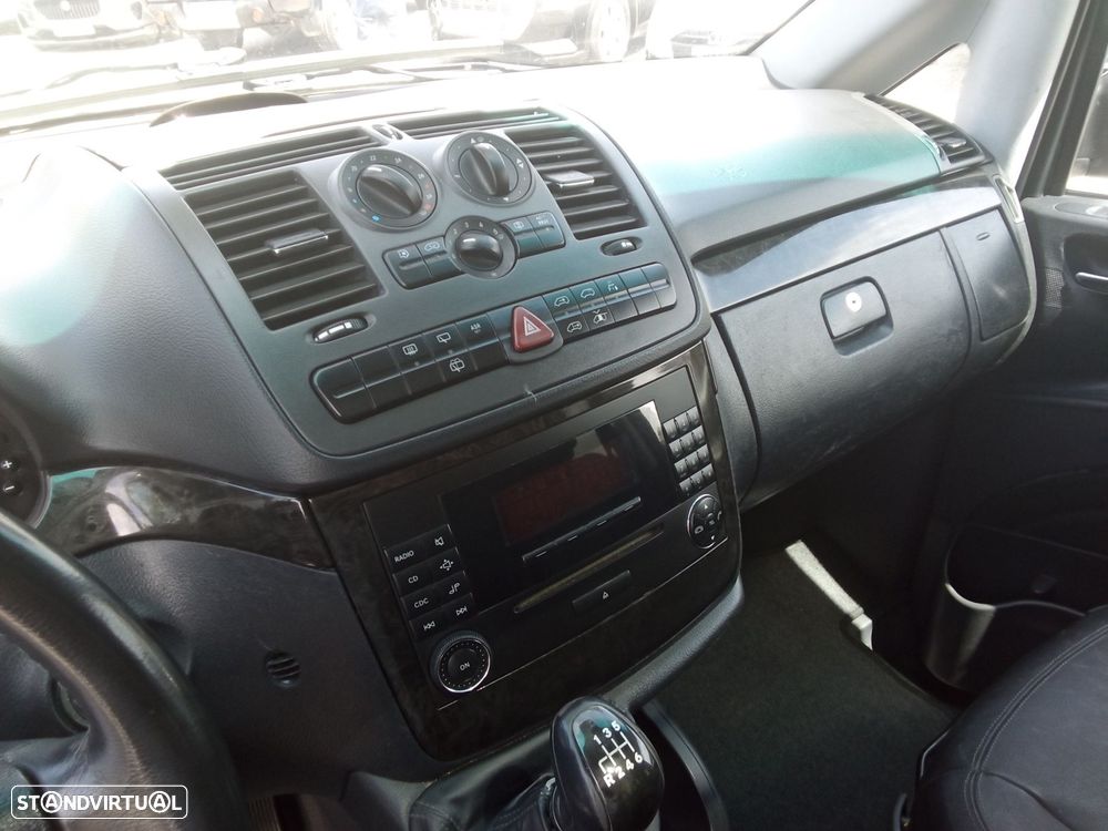 Mercedes-Benz Viano 2.2 CDi Ambiente Longo - 18