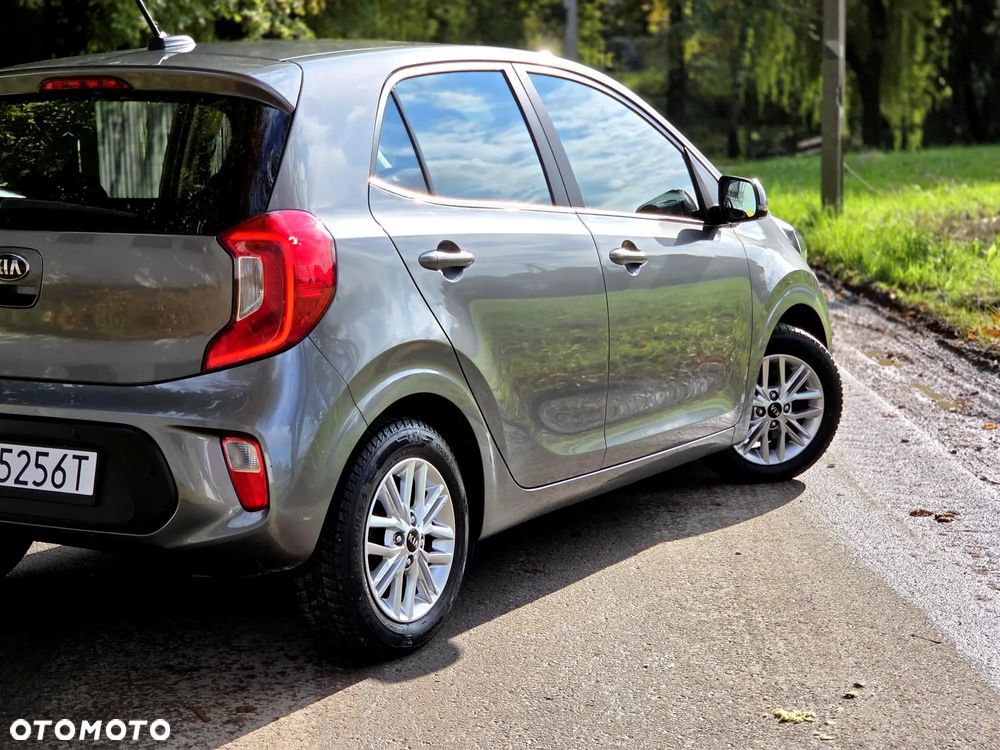 Kia Picanto 1.0 L - 12