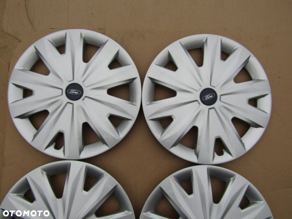 4x Kołpaki 16 Ford C-MAX S-MAX B-MAX Kuga Fiesta Focus Mondeo Puma - 4