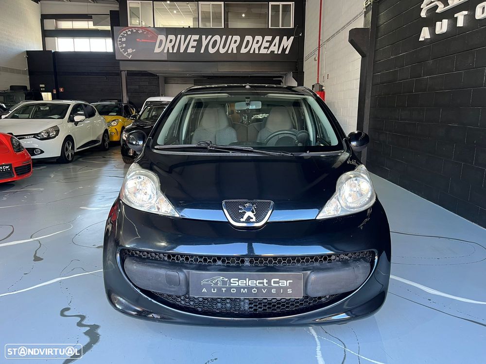 Peugeot 107 1.0 Urban - 3